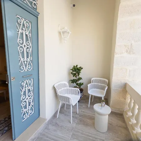 Pawlina Boutique
