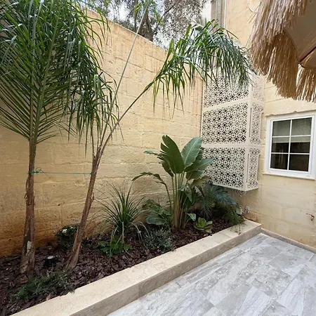 Pawlina Boutique Nyaraló San Pawl il-Baħar